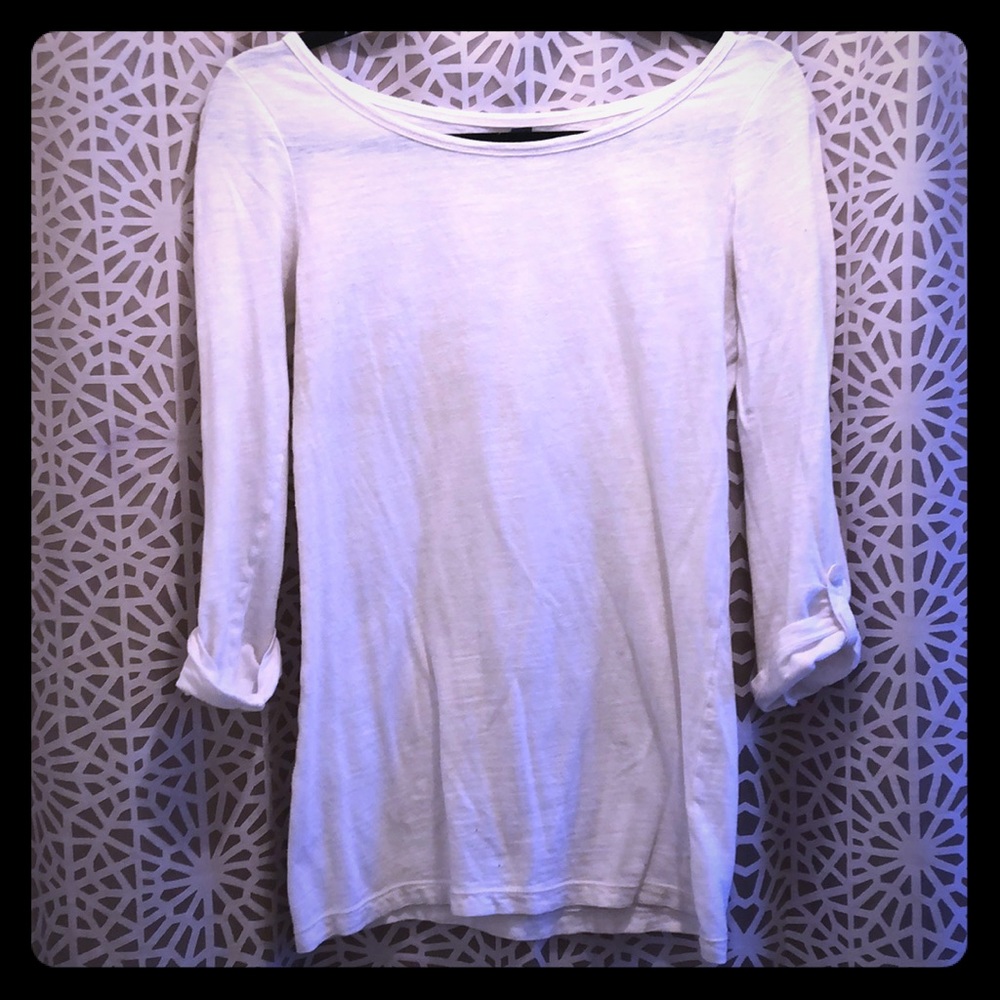 American Eagle Cream Tee Shirt